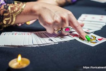 Nằm Mơ Thấy Thầy Bói Là Điềm Báo  Gì?