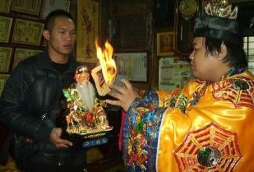Các Dòng Bùa Chú và Thầy Tổ Ở Việt Nam