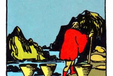 Lá Bài Eight of Cups Tarot: Ý Nghĩa Tình Yêu, Sức Khỏe & Công Việc