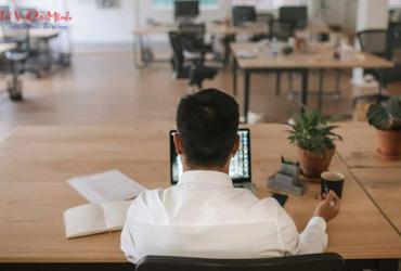 Chọn Ngày Tốt Chuyển Chỗ Ngồi Làm Việc Để Đón Tài Lộc và Năng Lượng Tích Cự