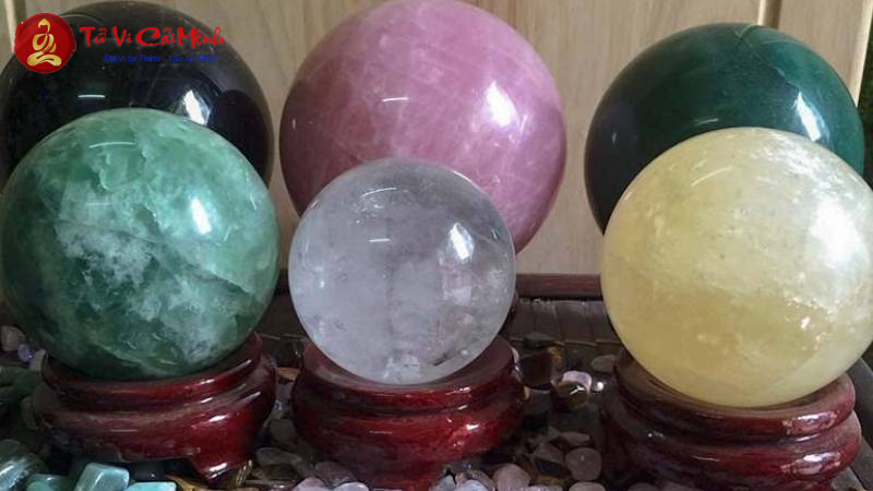 Khám Phá Bí Mật: Mệnh Thổ Hợp Đá Gì Để Thu Hút May Mắn Và Tài Lộc?