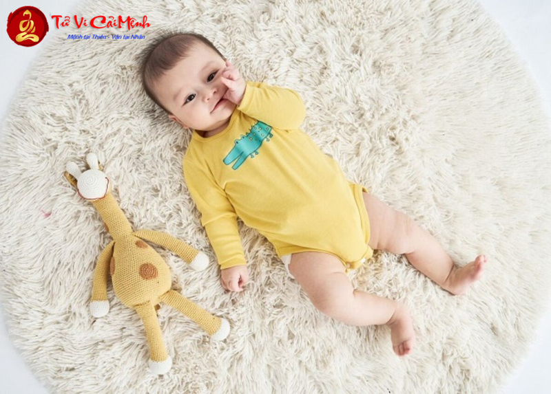 Đặt Tên Con Trai Mệnh Hoả - Hướng Dẫn Chi Tiết Chọn Tên Hợp Phong Thủy