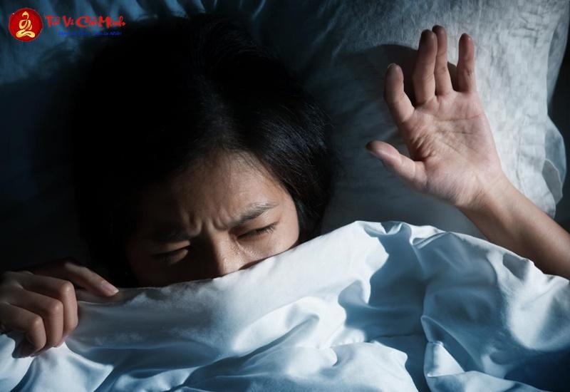 Những Dấu Hiệu Xui Xẻo Phong Thủy: Nhận Biết Và Hóa Giải Điềm Báo Bất Lợi