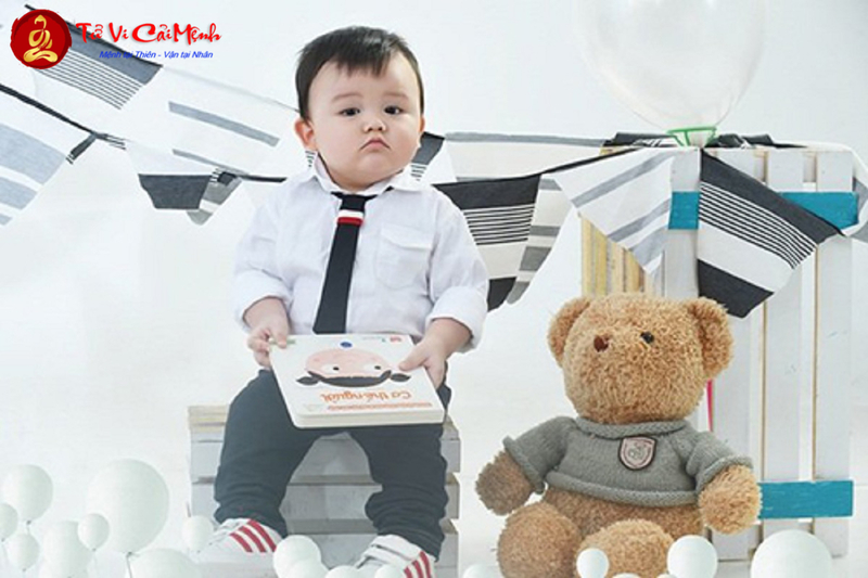 Dịch Vụ Đặt Tên Cho Con: Giải Pháp Toàn Diện Cho Cha Mẹ Hiện Đại
