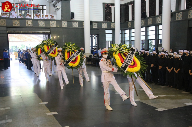 Mai T&aacute;ng v&agrave; Chế Độ H&ocirc;n Nh&acirc;n