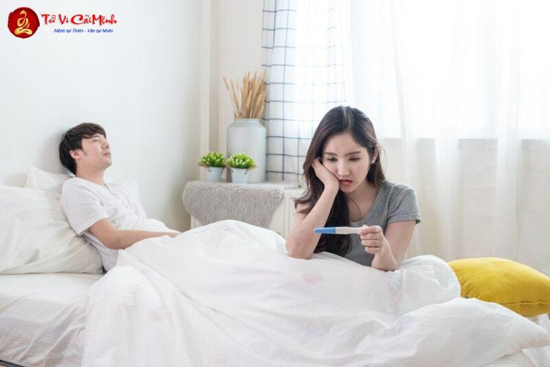 Mẹo Phong Thủy Cho Vợ Chồng Hiếm Muộn: Bí Quyết Cổ Xưa Mang Lại May Mắn Sinh Con
