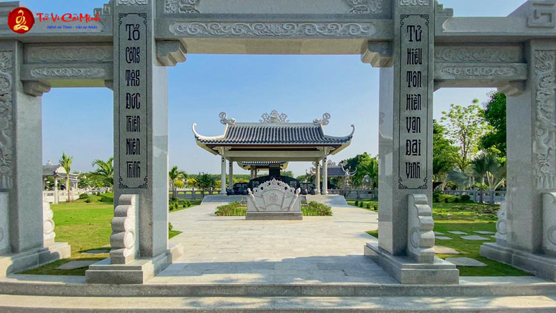 Mộ Táng Gia Tộc