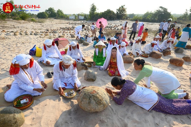 Mộ Táng Và Hồi Giáo: Truyền Thống Chôn Cất Trong Văn Hóa Tôn Giáo
