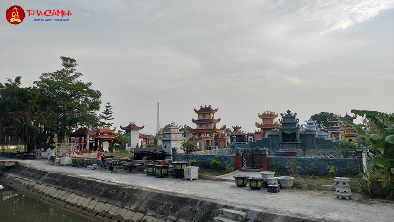 Nghĩa Trang Ở Nông Thôn Và Thành Thị: Sự Khác Biệt Trong Văn Hóa Mộ Táng Việt Nam