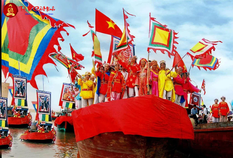 Những Lễ Hội Mùa Xuân Tại Miền Trung