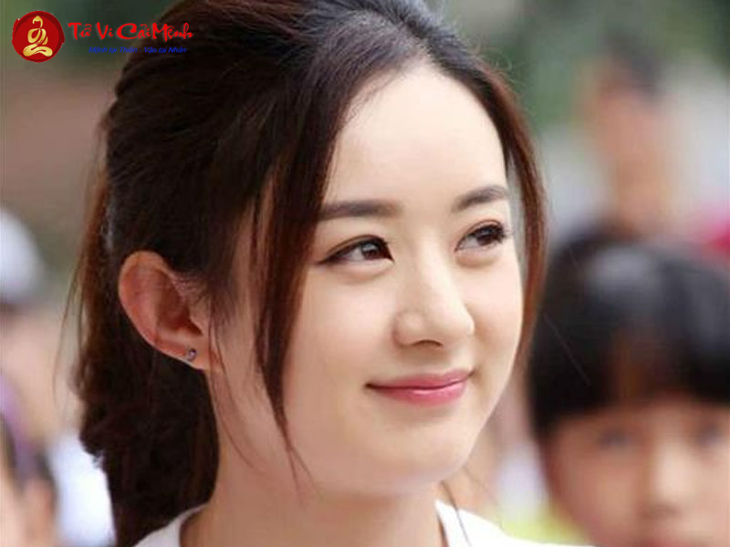 Chân Mày Phong Thủy Cho Mặt Tròn: Nghệ Thuật Cân Bằng Ngũ Quan