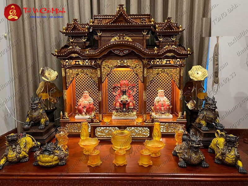 Bàn Thờ Thần Tài Thổ Địa: Cách Bố Trí Chuẩn Phong Thủy Thu Hút Tài Lộc