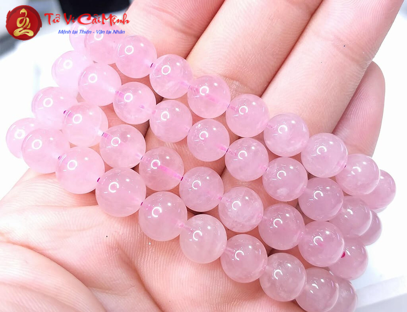 Ý Nghĩa và Công Dụng của Thạch Anh Hồng trong Phong Thủy