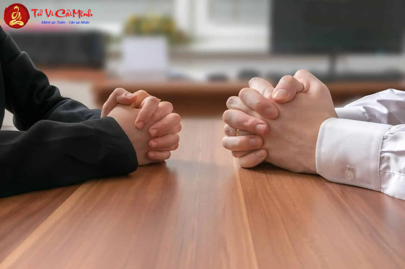 Chọn Vị Trí Ngồi Để Đàm Phán Thành Công: Hướng Dẫn Toàn Diện