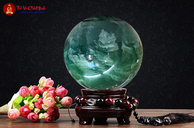Quả Cầu Phong Thủy: Ý Nghĩa Và Tác Dụng Trong Đời Sống