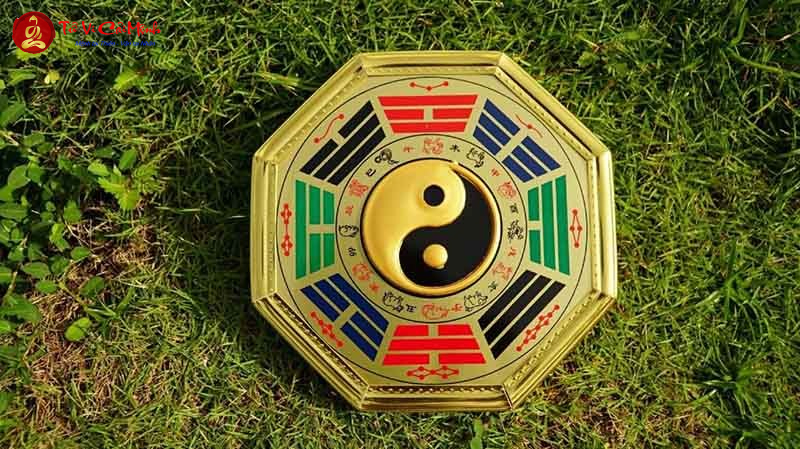 Gương Bát Quái: Ý Nghĩa và Tác Dụng Trong Phong Thủy
