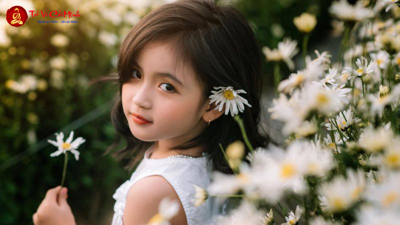 Tên Con Gái Họ Trần: Gợi Ý Tên Đẹp Và Ý Nghĩa Cho Bé Gái