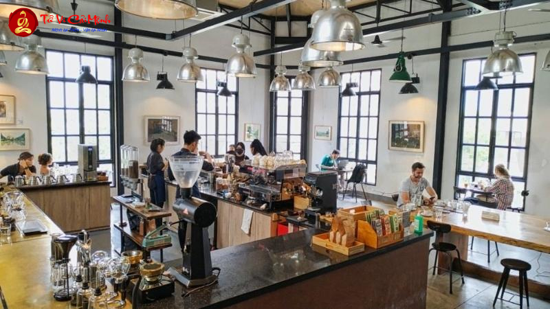 Thiết Kế Quán Cà Phê Theo Phong Thủy - Bí Quyết Thu Hút Khách Và Tài Lộc