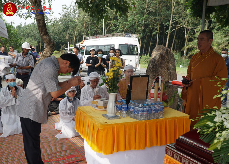 Thủ tục Sau Khi Người Chết Vừa Tắt Thở: Hướng Dẫn Chi Tiết Về Nghi Thức Cổ Truyền