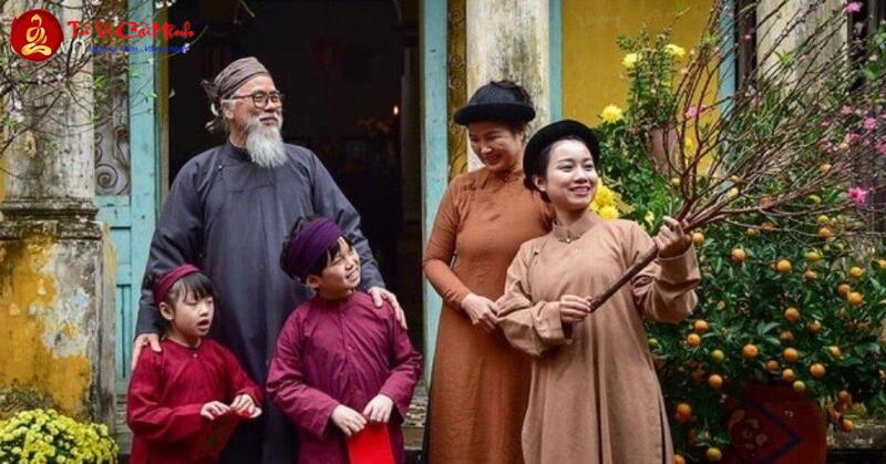 Tuổi Xông Đất Cho Gia Chủ Sinh Năm 1984 (Giáp Tý): Chọn Người Hợp Mệnh Kim