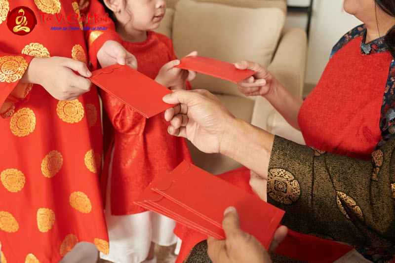 Tuổi Xông Đất Cho Gia Chủ Sinh Năm 1990 (Canh Ngọ): Hướng Dẫn Chọn Người Xông Hợp Mệnh Lộ Bàng Thổ