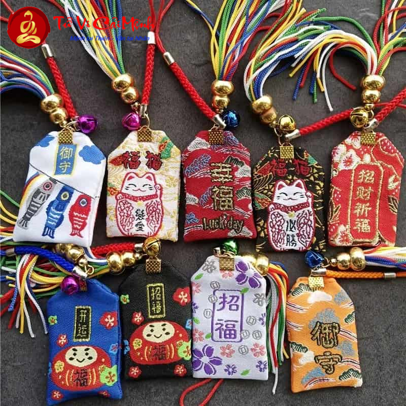 Vật Phẩm May Mắn Mang Bên Người - Bí Quyết Thu Hút Tài Lộc Và Bình An